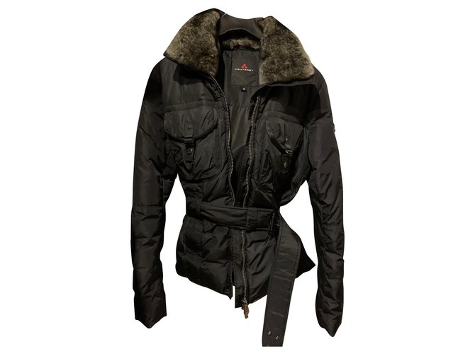 Mainetti 3320, 19 Heavy Duty Black Plastic, Jacket Coat Outerwear