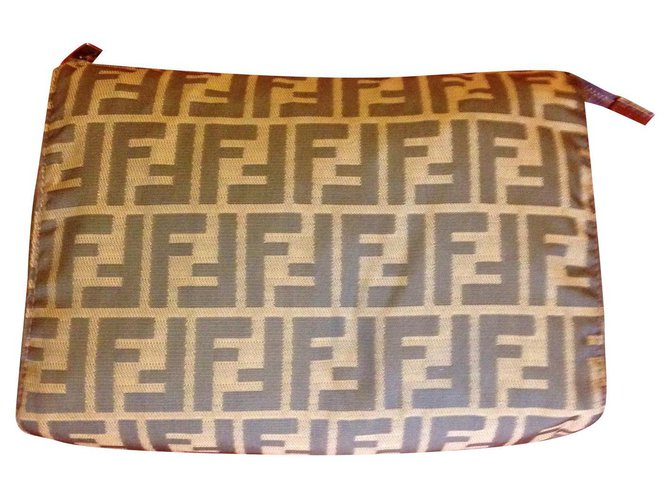 Fendi Clutch bags Dark brown Cloth  ref.156025