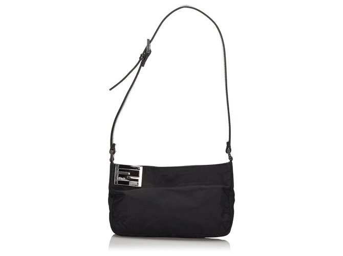 Fendi Black Nylon Shoulder Bag Leather Cloth  ref.156140