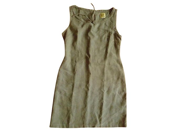 vestido sin mangas 100% Bensimon de lino caqui. taille 40. Utilizado en excelentes condiciones.