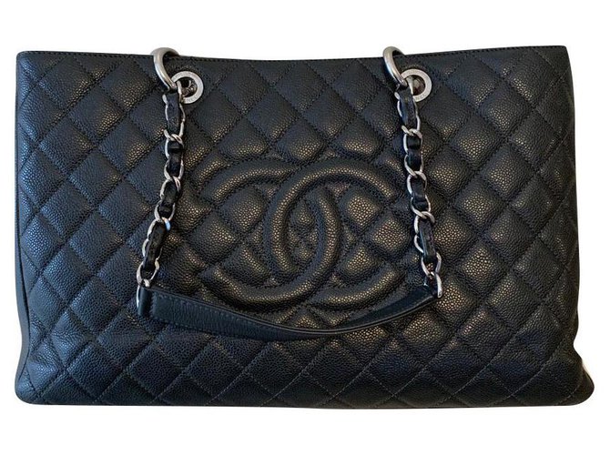 Chanel Dark grey Leather  ref.157010