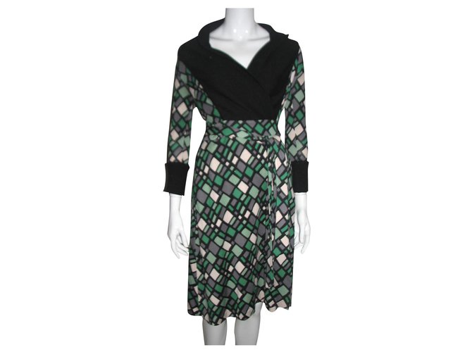 Diane Von Furstenberg Zerlinda silk jersey wrap dress Black Multiple colors Green  ref.157178