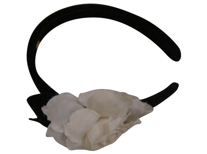 Black velvet headband with bow and Chanel white camellia. Silk ref