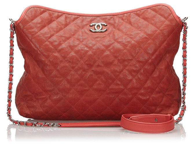 Chanel Red Quilted Caviar Shoulder Bag Leather ref.157340 - Joli Closet