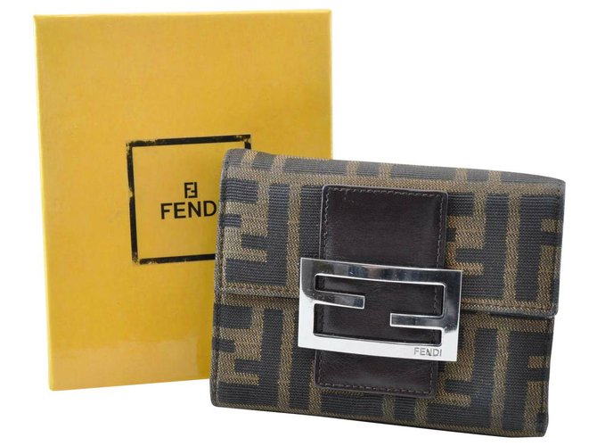 Fendi Wallet Khaki  ref.157467