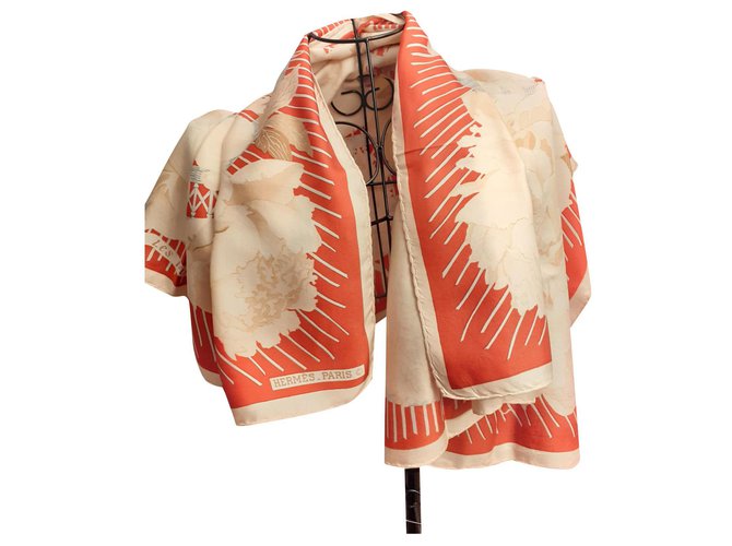 Hermès Silk scarves Multiple colors  ref.157853