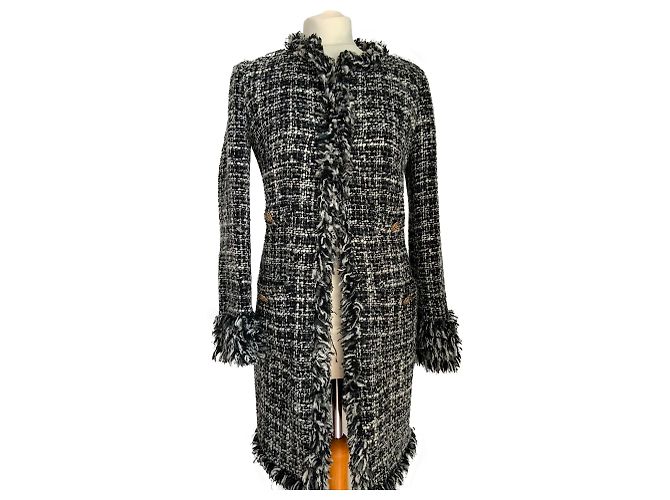 Luisa Spagnoli Casaco preto e branco estilo Chanel em lã IT42