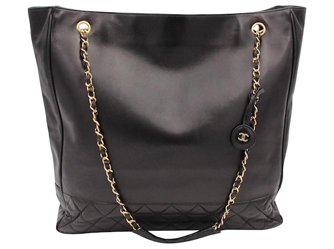Vintage Chanel Bag Large Shopping Bag Black Leather ref.158438 - Joli Closet