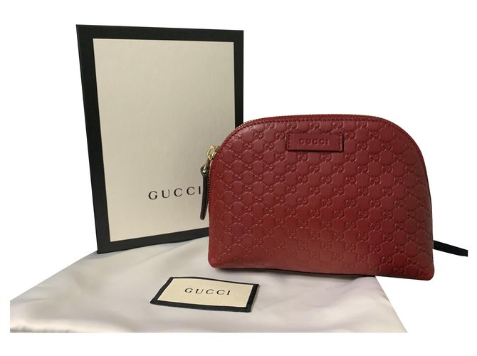gucci zipped pouchred  leather brand new  ref.159558