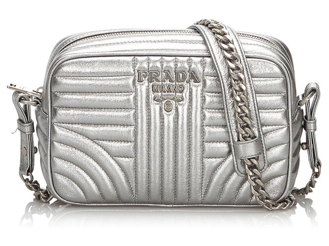 Patent leather handbag Prada Grey in Patent leather - 36093373