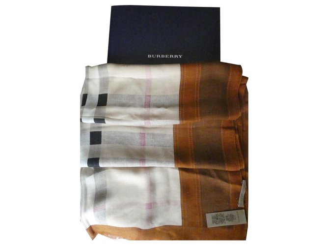Burberry Scarves Multiple colors  ref.160532