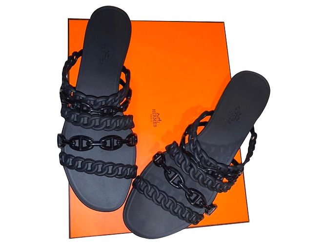 Hermès Mules Black