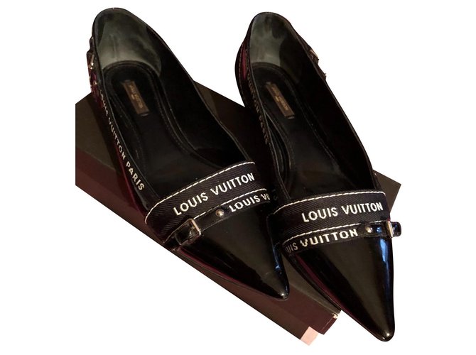 Louis Vuitton Ballet flats Black Patent leather  ref.160839