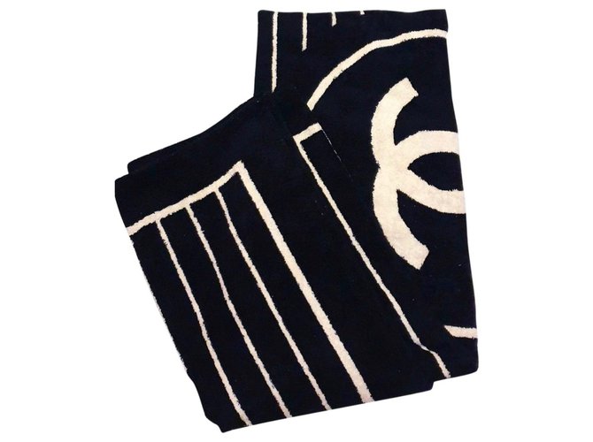 neues Chanel Handtuch Schwarz Beige Baumwolle  ref.160970