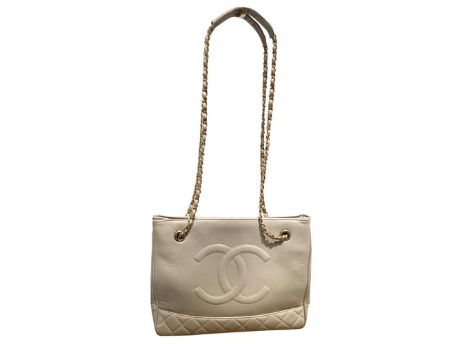 Chanel Totes Beige Leather  ref.160992