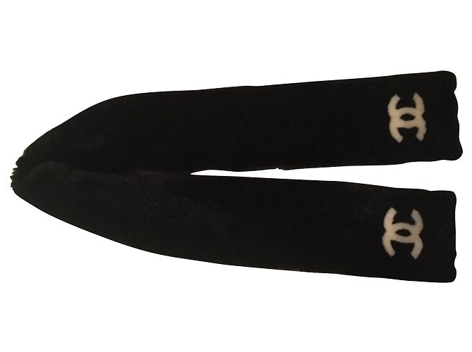 Chanel Sciarpa Nero Pelliccia