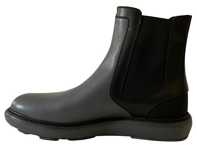 Salvatore Ferragamo Stivaletti in pelle bicolore