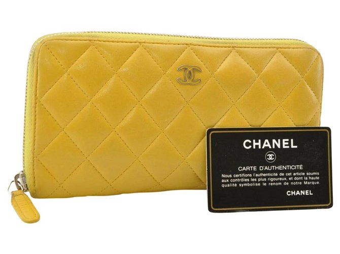 Chanel Matelasse Long Bifold Wallet Giallo Pelle  ref.161491