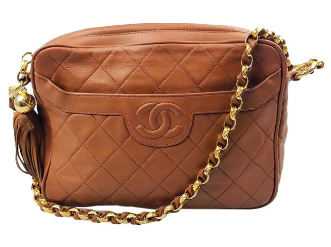 Chanel Brown Quilted Lambskin Camera Bag Leather ref.161638 - Joli Closet