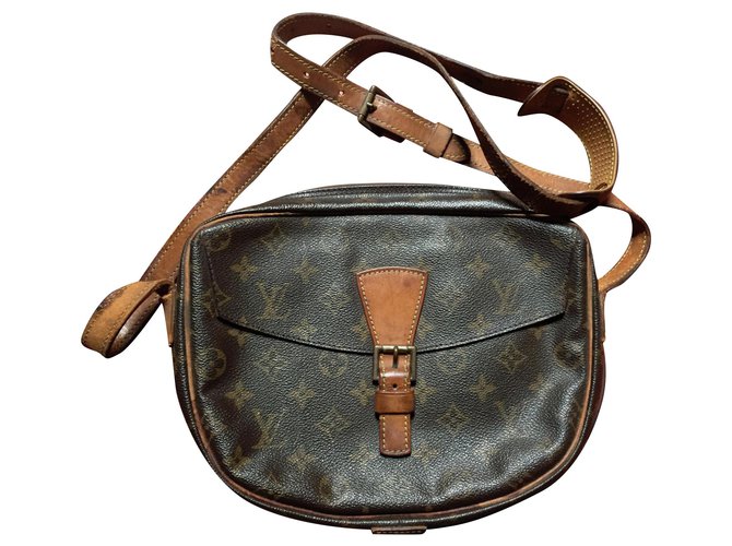 Louis Vuitton young vuitton girl Brown Leather  ref.162205