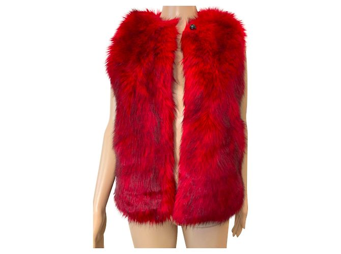 Marc Jacobs Gilet en fourrure rouge fille 11-12 ans