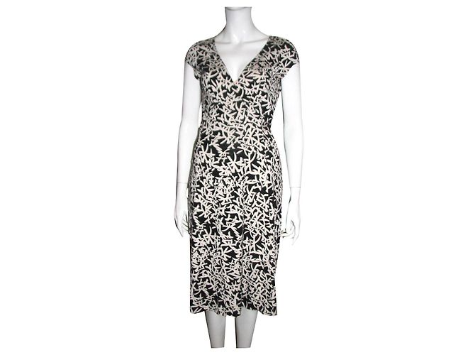 Vestido envelope Diane von Furstenberg Kye de seda preto e branco