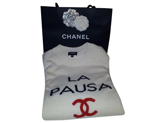 Chanel die pausa Aus weiß Kaschmir