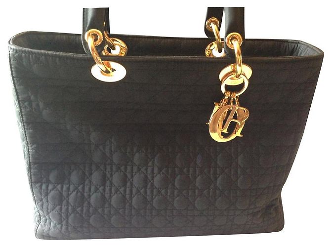 Dior Signora