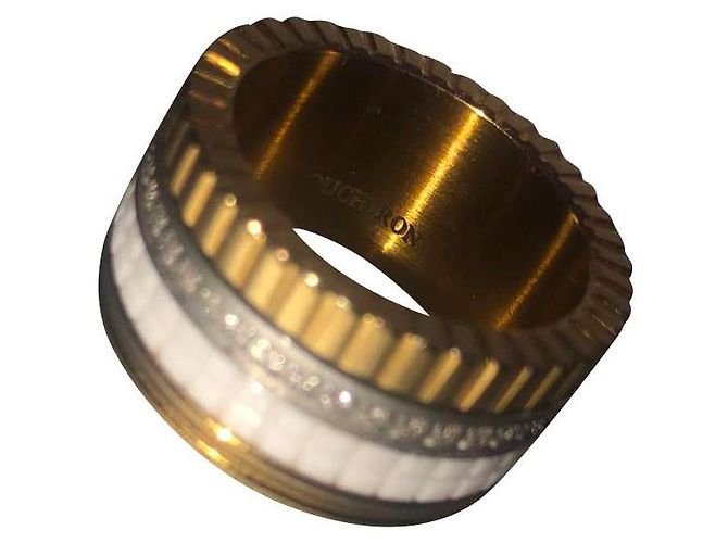 Boucheron Grande anello classico a quattro Argento Bianco D'oro
