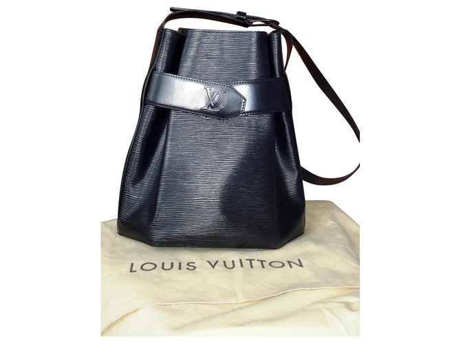 Louis Vuitton Twist Bucket Black Leather  ref.163856