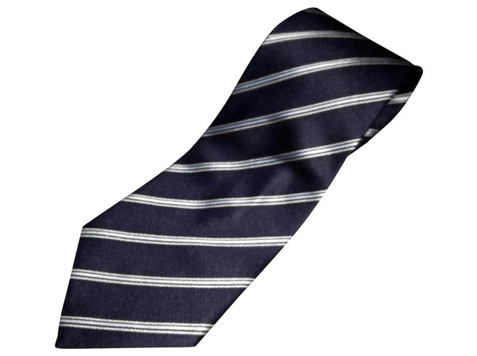 Cravatta tradizionale jacquard in seta a righe blu scuro Giorgio Armani Cravatte  ref.164052