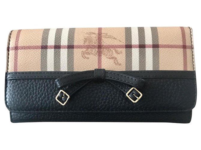 Burberry CHECK MODEL Multiple colors Leather  ref.164086