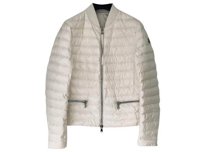 Moncler jaqueta Fora de branco Nylon  ref.164396