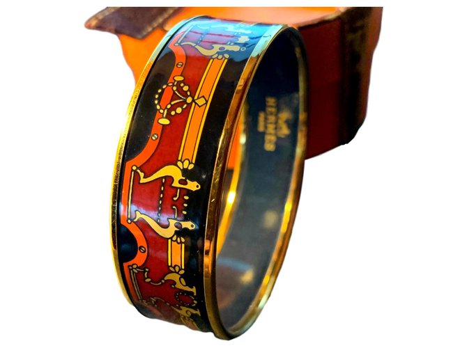 Beautiful Hermès Bracelet in Gold Plated 18 carats and Enamel with Lyre motifs Multiple colors Gold-plated  ref.164952