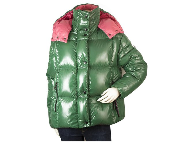 Moncler Parana Giubotto Bright Green with Pink interior Puffer jacket size 0 Polyamide  ref.164973