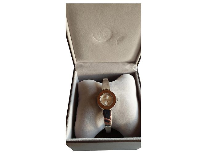 Gucci U play Uhr Stahl silber 26 mm