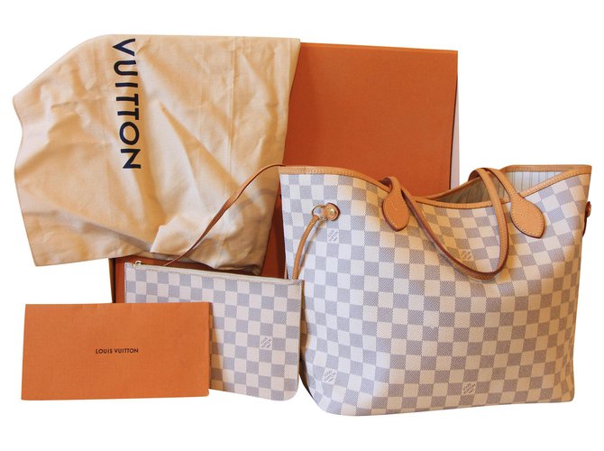 Louis Vuitton, Bags, Mm Louis Vuitton Neverfull Great Condition