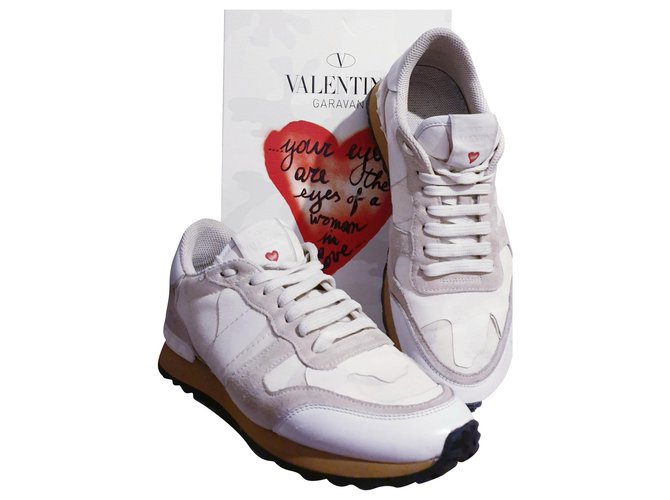 Valentino Garavani Valentino Rockrunner "love" sneakers White Beige Grey Leather Deerskin  ref.165491