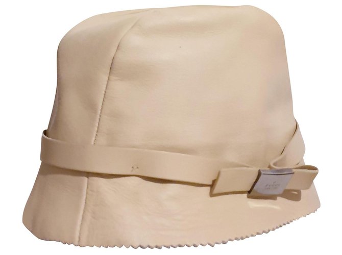 Chapéu de couro Gucci Bege Areia Creme  ref.165521