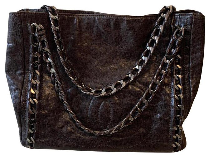 Chanel Dark brown Leather  ref.165872