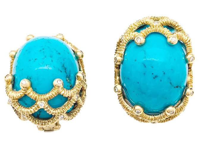 inconnue Boucles d'oreilles Marchak en or jaune, turquoises et diamants.  ref.165894