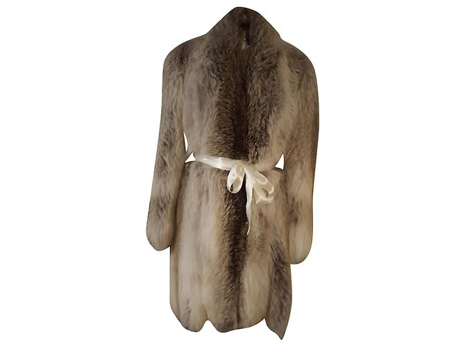 Cappotto in pelliccia di volpe beige Lanvin