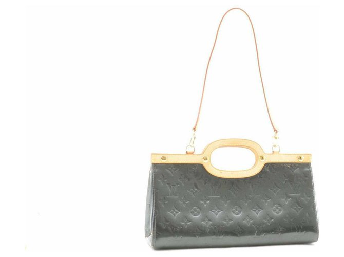 LOUIS VUITTON - Monogram Vernix Roxbury Drive Neutral Patent