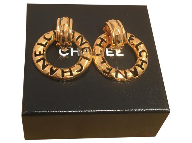 Chanel Boucles d'oreilles Métal Doré  ref.167054