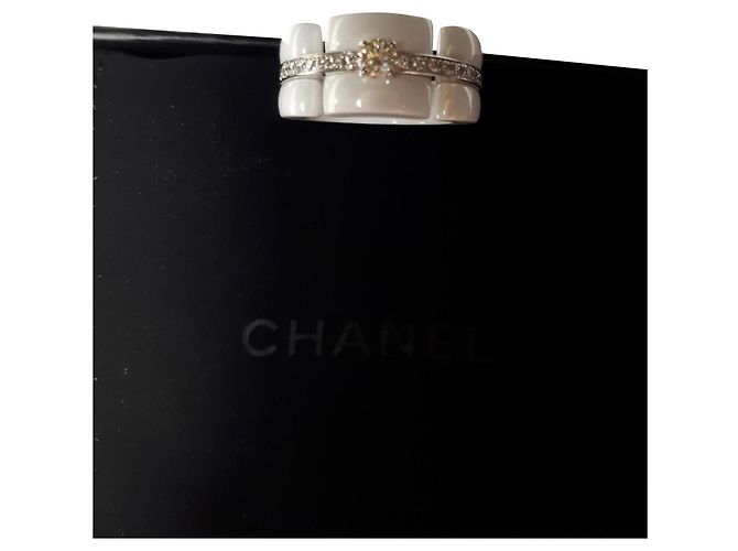 Chanel ULTRA RING NEW NEVER WORN White