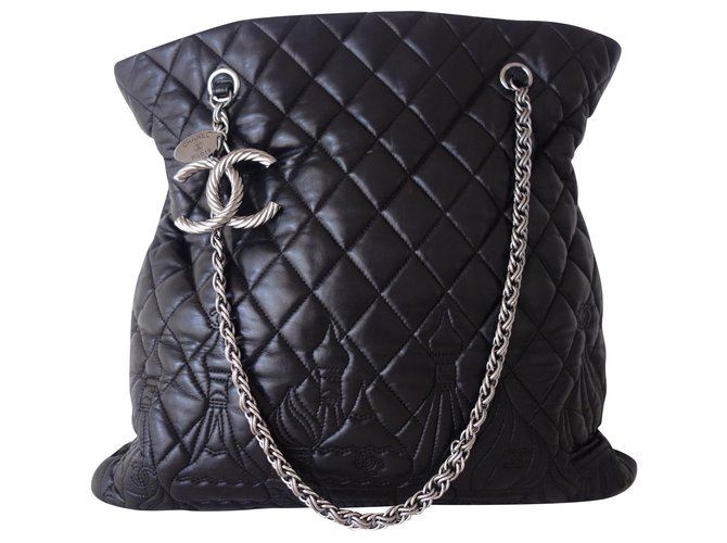 Chanel Shopping Paris-Moscow bag Black Leather  ref.167374