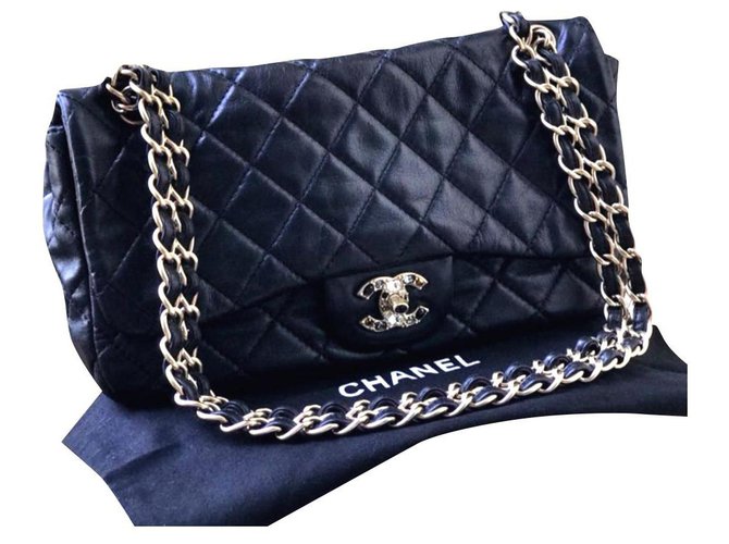 CHANEL bejeweled interlock black classic flap bag Leather  ref.167442