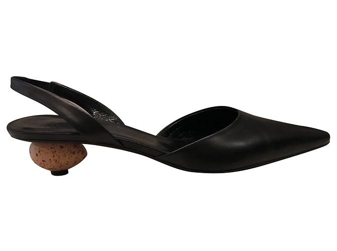 Loewe Egg heels