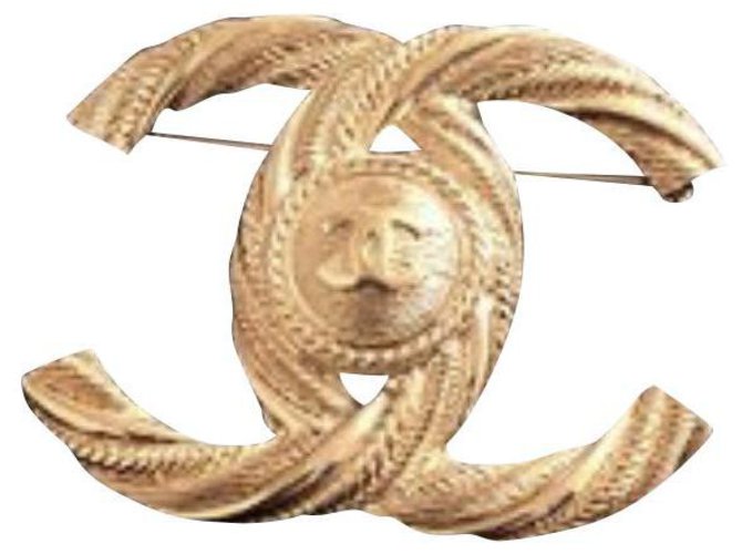 Chanel Pins & brooches Golden Metal  ref.167782