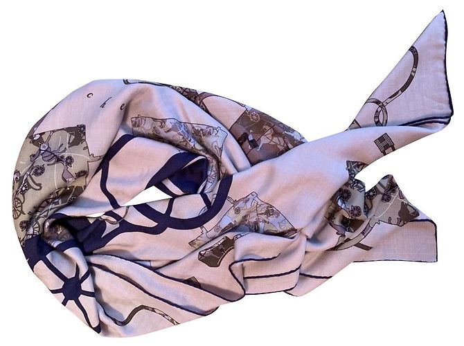 Hermès Square shawl 140 cashmere and silk Pink